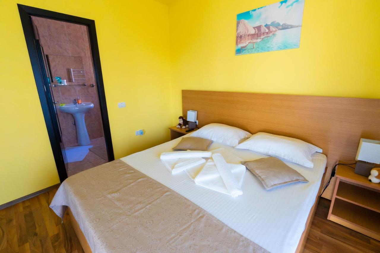 Kys House Hotel Techirghiol Buitenkant foto