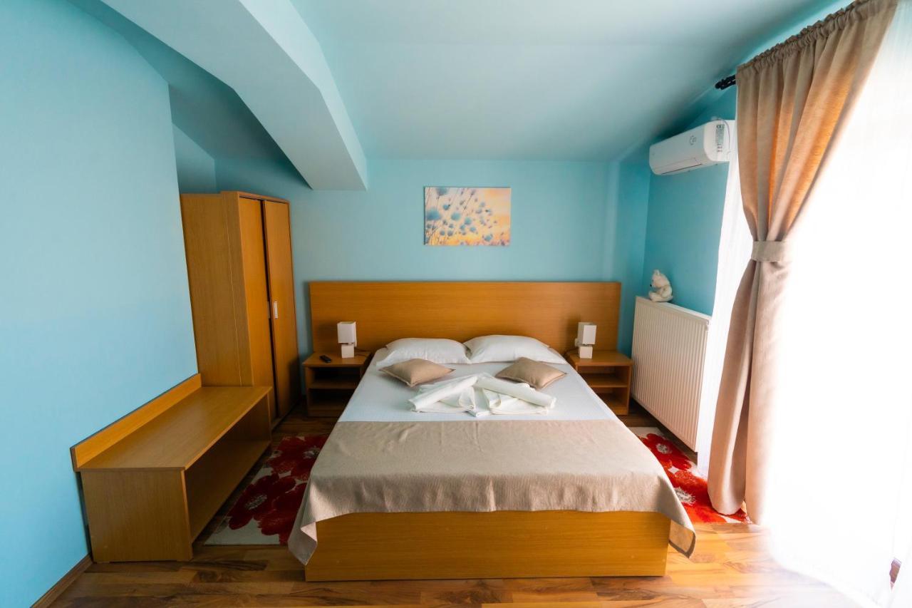 Kys House Hotel Techirghiol Buitenkant foto